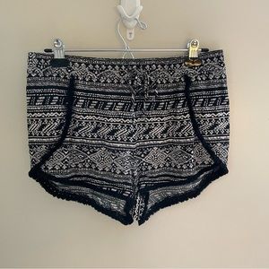 GARAGE Tribal Pom Pom Detail Lightweight Shorts, size M
